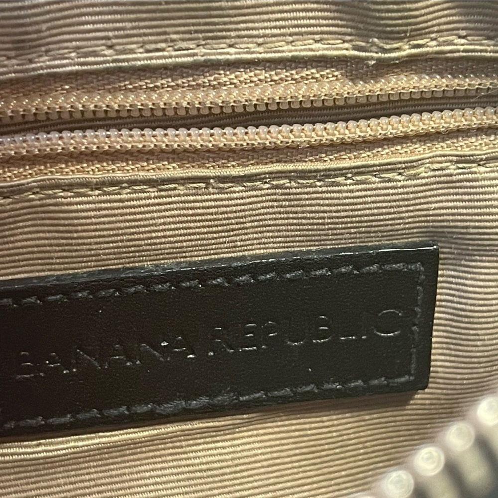 Banana Republic Black Leather Wristlet Bag - Picture 8 of 10